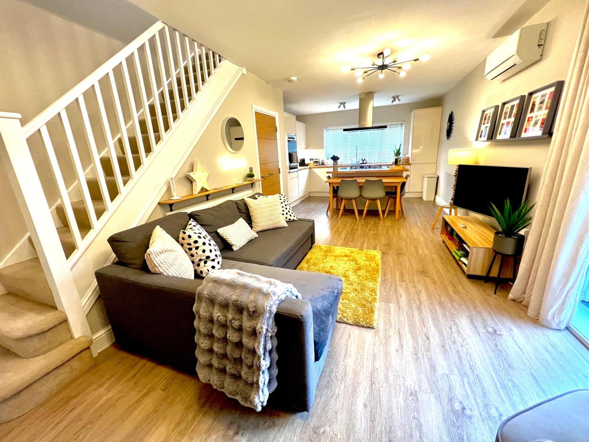 The Duplex Margate With Deck & Living Space Air Conditioning Exteriér fotografie