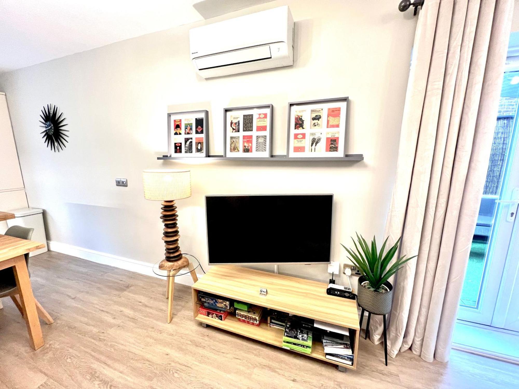 The Duplex Margate With Deck & Living Space Air Conditioning Exteriér fotografie
